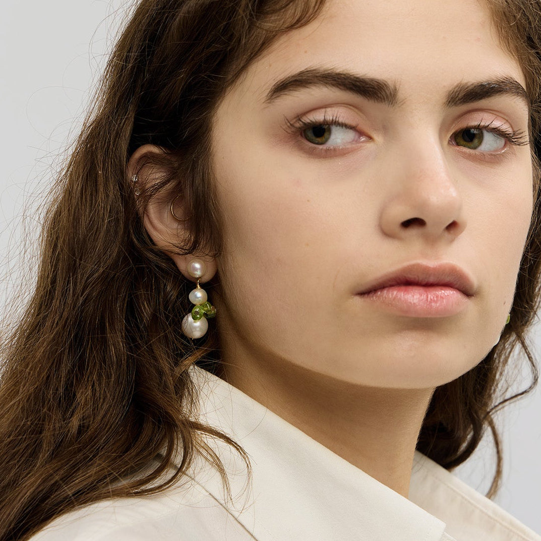 Peridot Pearl Earrings