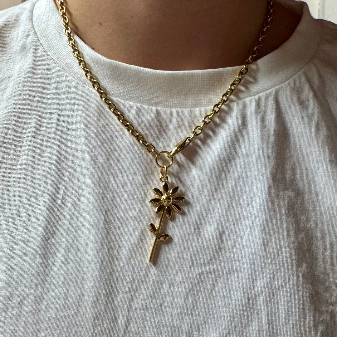 Lea Necklace- Gold