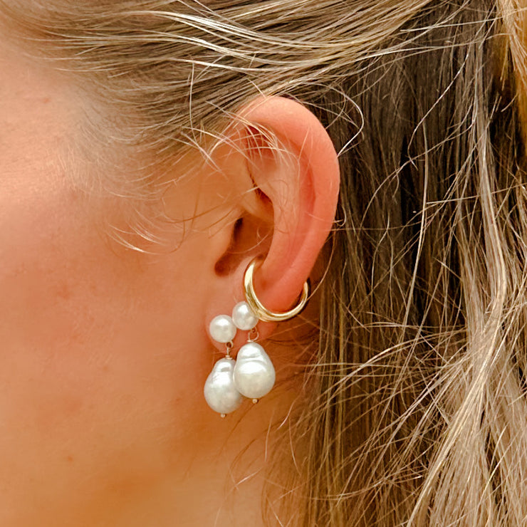 Leo Pearl Earrings